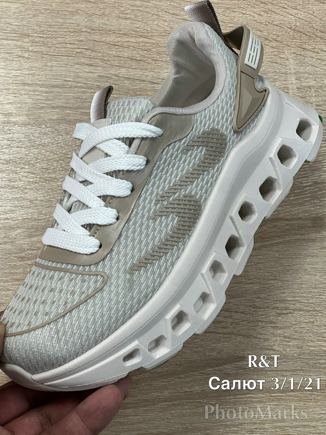 кроссовки,женские кроссовки,кроссовки модные,кроссовки мужские модные,кроссовки удобные