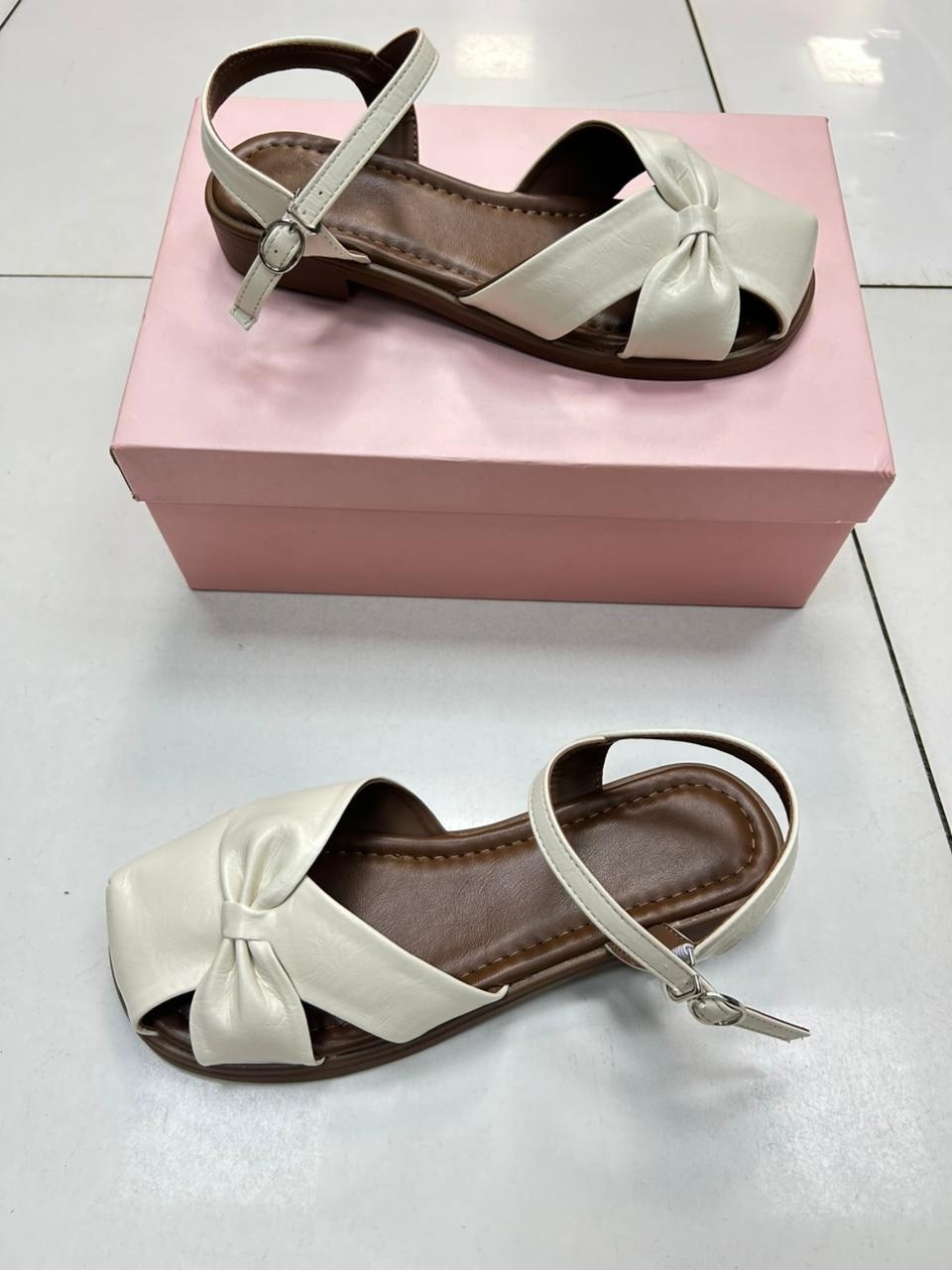 ,стильные босоножки,босоножки женские,босоножки с бантом,модные босоножки