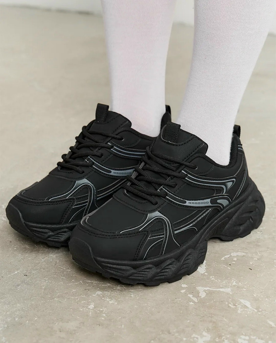 ,женские кроссовки,женские кроссовки на платформе,черные кроссовки,массивные кроссовки женские