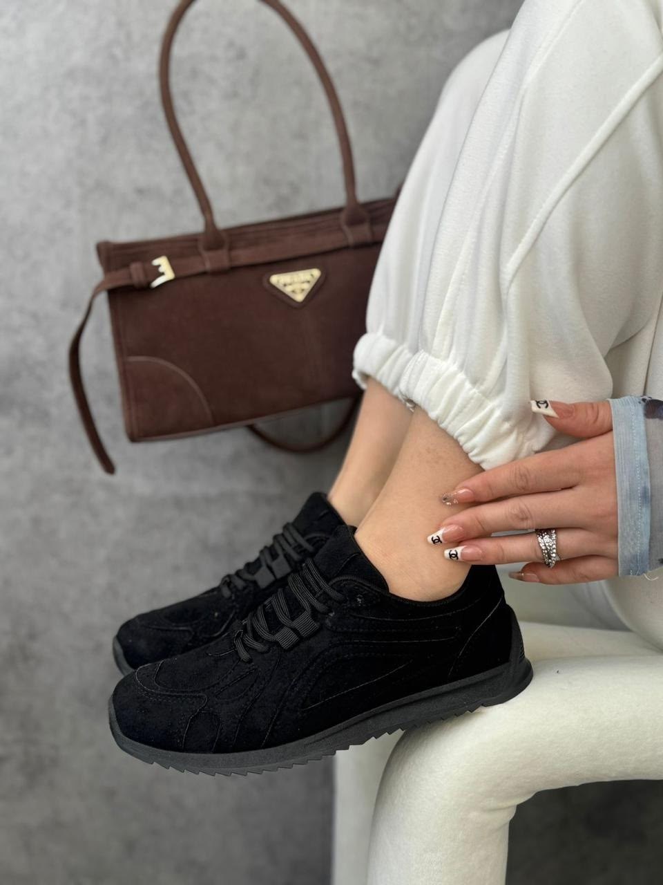 ,кроссовки замшевые,черные кроссовки,кроссовки женскиe,кроссовки женские замшевые