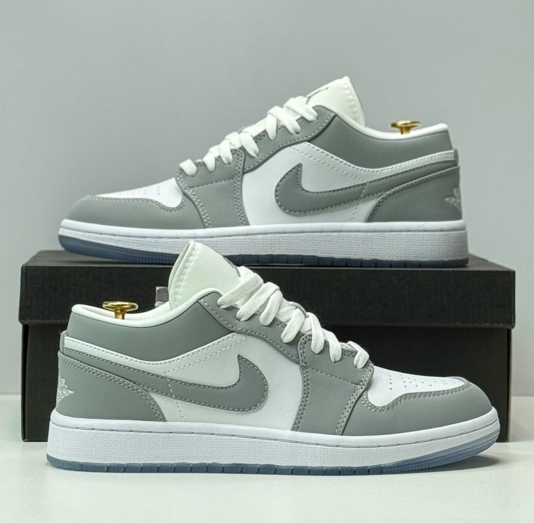 кроссовки nike air jordan 1 low wolf grey,nike air jordan 1 low wolf grey,nike air jordan 1 low,кроссовки nike air jordan 1 low,air jordan 1 low wolf grey dc0774-105