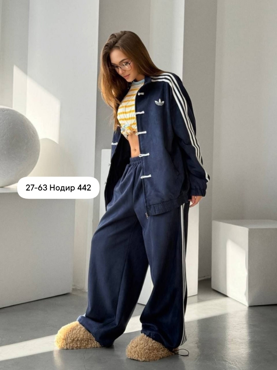 стильные костюмы,женский костюм,костюм женский на флисе,костюм женский спортивный на флисе,спортивный костюм