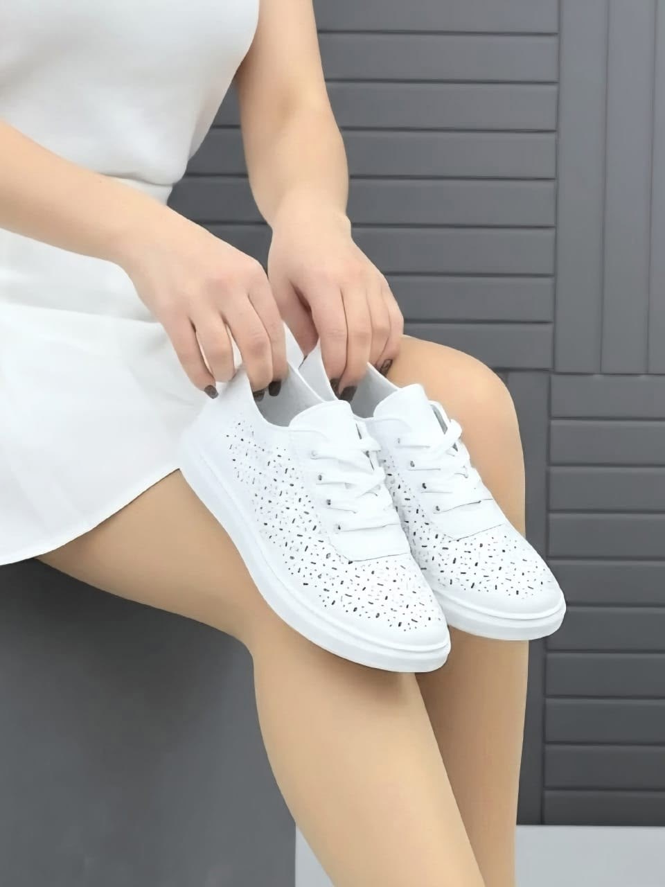 ,кеды женски,кеды с перфорацией женские,женские кеды,спортивная