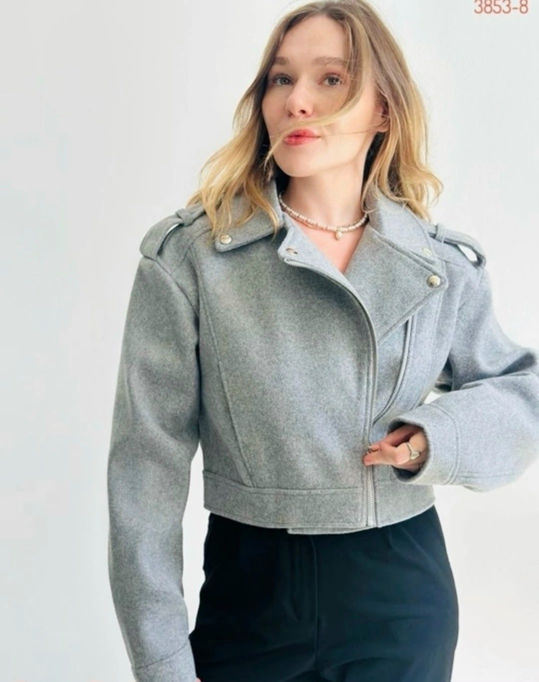 повседневная куртка,куртка из пальтовой ткани,куртка женская,куртка косуха женская,косуха куртка