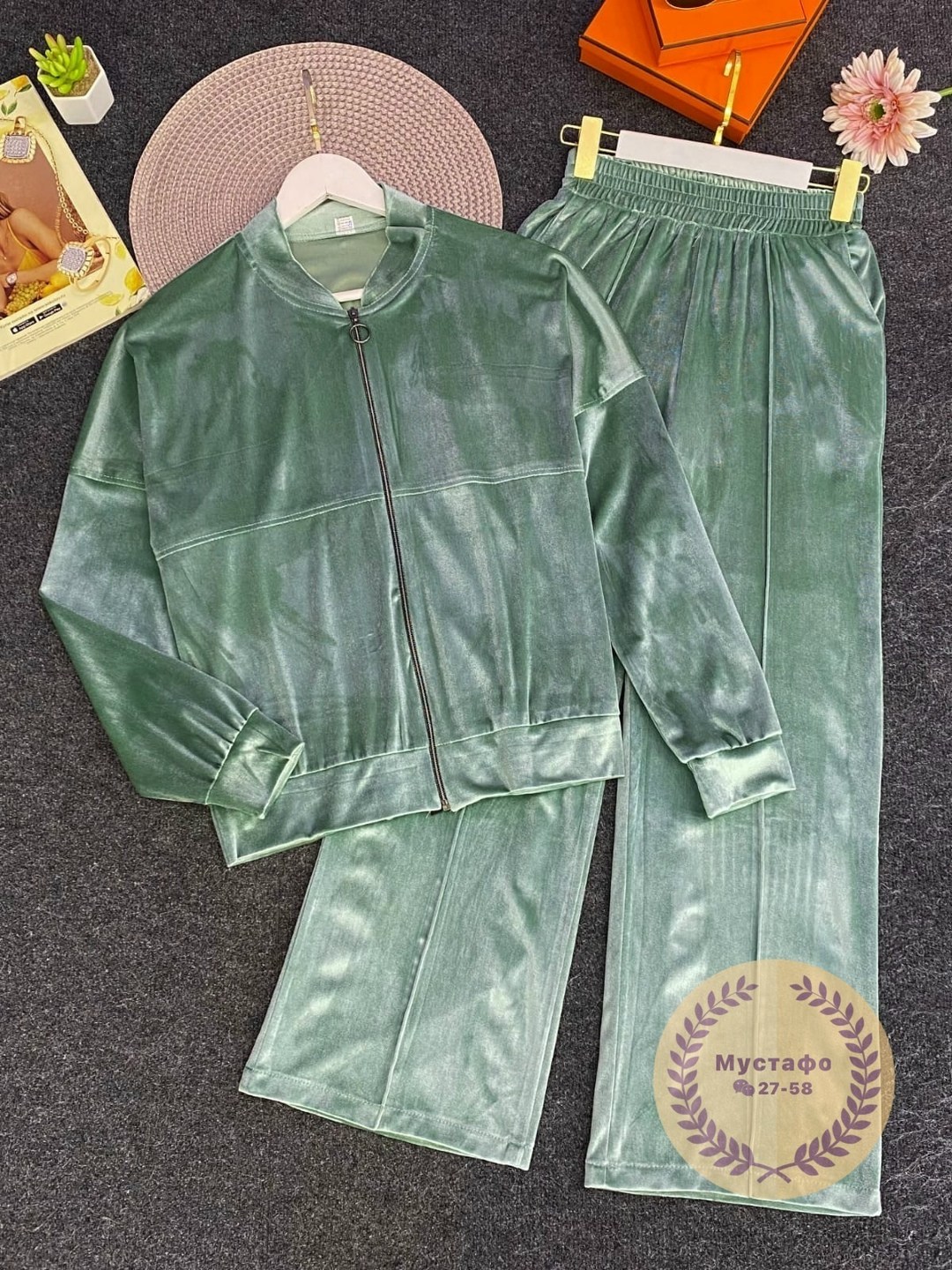 велюровый костюм женский,костюм велюровый,костюм велюровый спортивный,костюм велюровый спортивный witch store,костюм из велюра женский