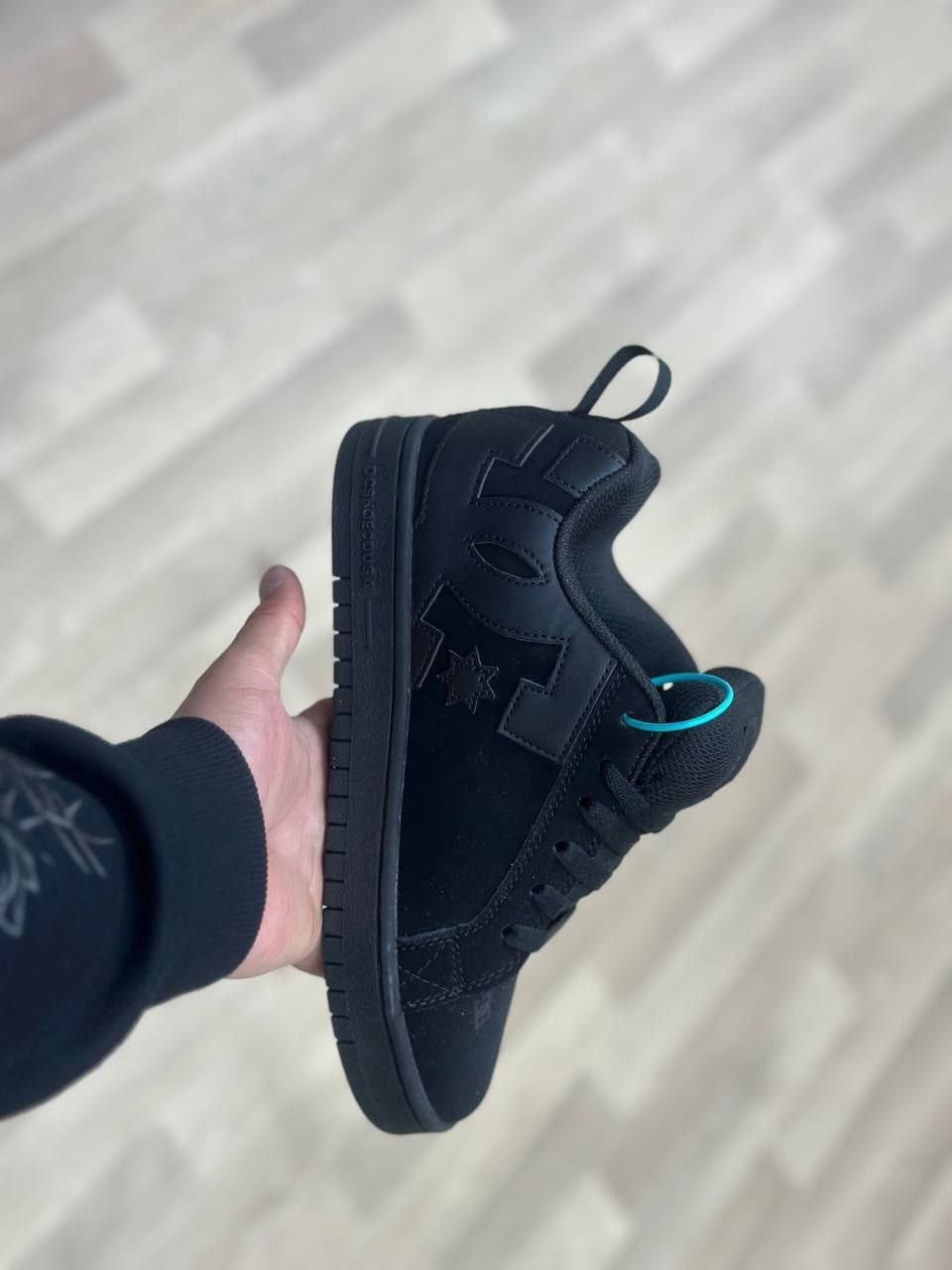 кроссовки dc shoes court graffik,кроссовки dc shoes court graffik unisex,кеды dc shoes court graffik triple black,кроссовки dc shoes,кроссовки