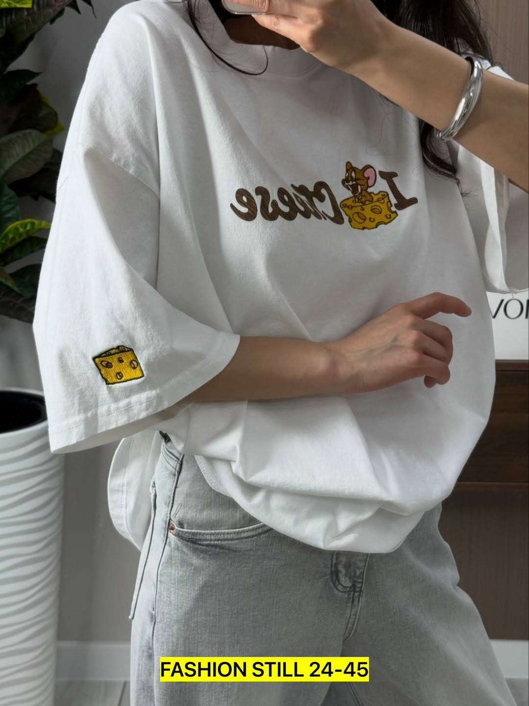 футболки женская оверсайз,футболка оверсайз,джинсы брюки,джинсы женские,футболка женская