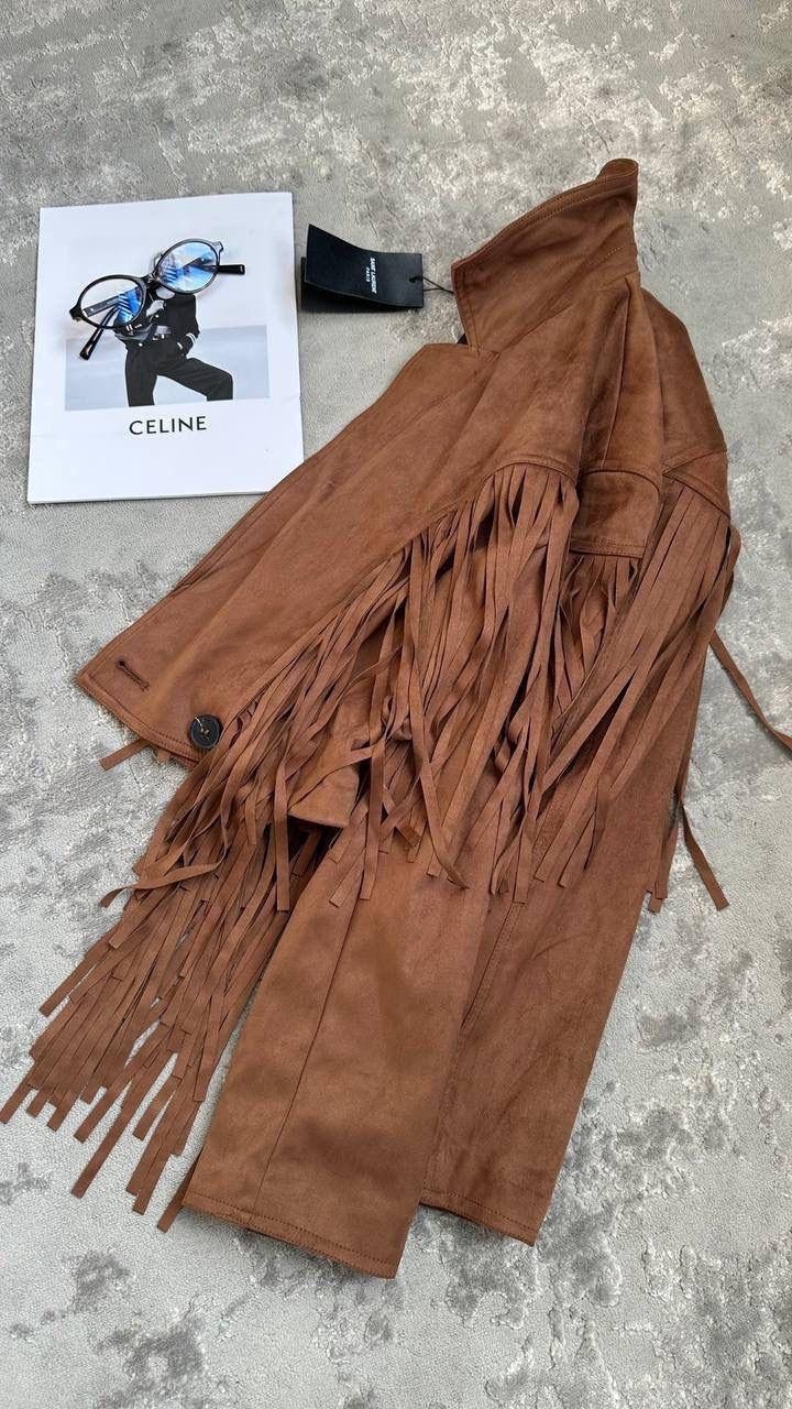 yves saint laurent женская замшевая косуха с бахромой,замшевая куртка с бахромой,косуха с бахромой,эффектная замшевая косуха с бахромой ysl,замшевая куртка