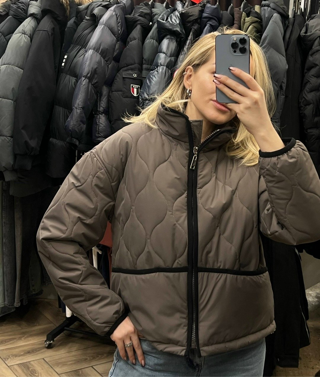 куртка,куртка женская,легкая куртка,куртка демисезонная,стильная куртка