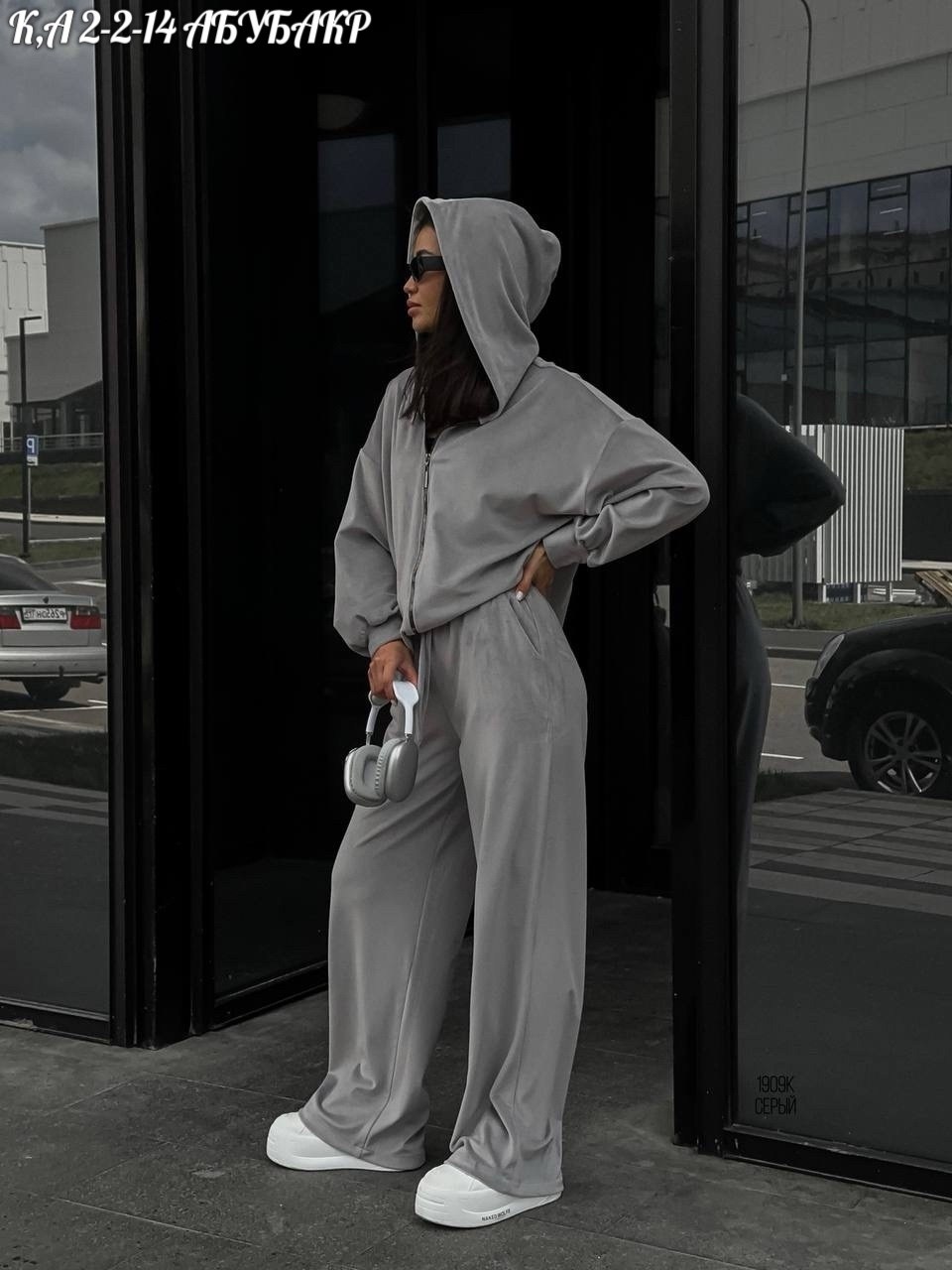 велюровый костюм женский,велюровый костюм,костюм из велюра,велюровый спортивный костюм,костюм велюровый спортивный женский