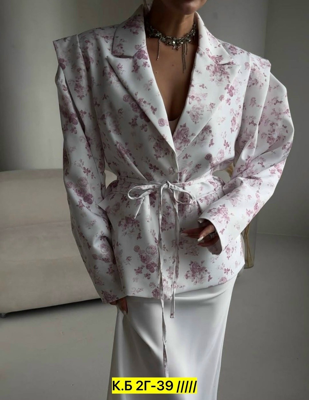 пиджак оверсайз с цветочным принтом leroy style,женский пиджак,женские жакеты,женский оверсайз пиджак в цветочек,жакет