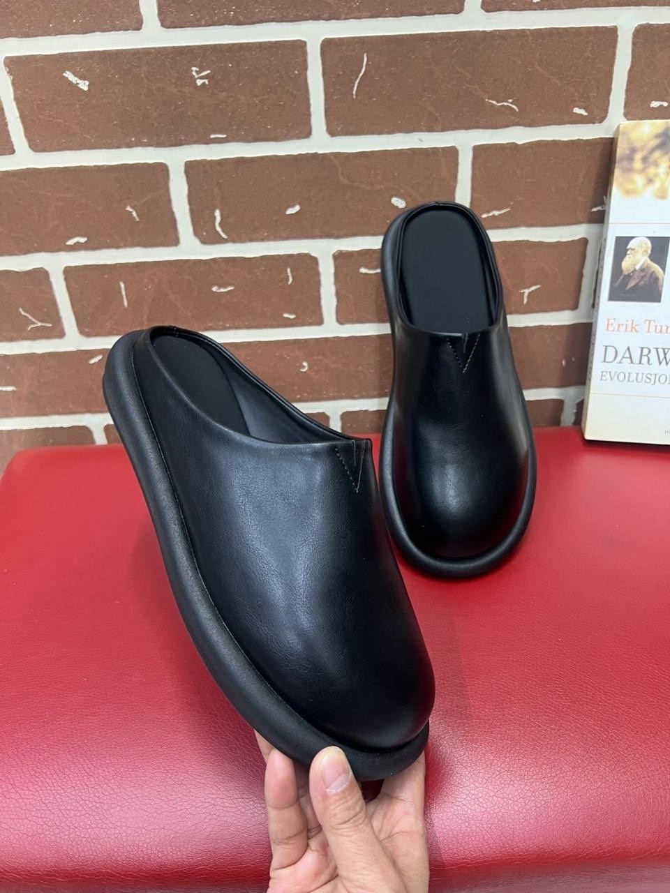 ,тапки,женские шлепанцы,тапочки мужские,сабо тапочки