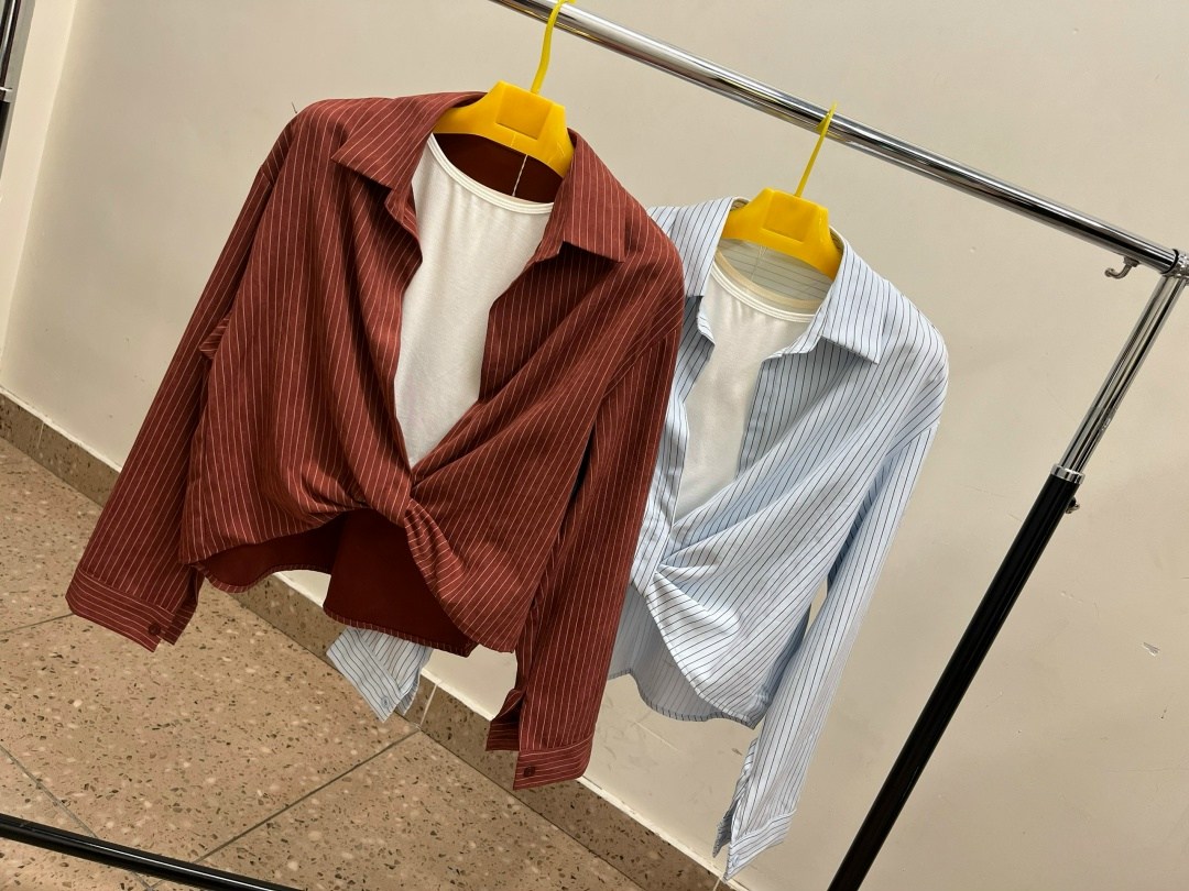 классические брюки,белая рубашка из поплина ss23g4739be sherin,женская рубашка,широкие брюки,блузка оверсайз