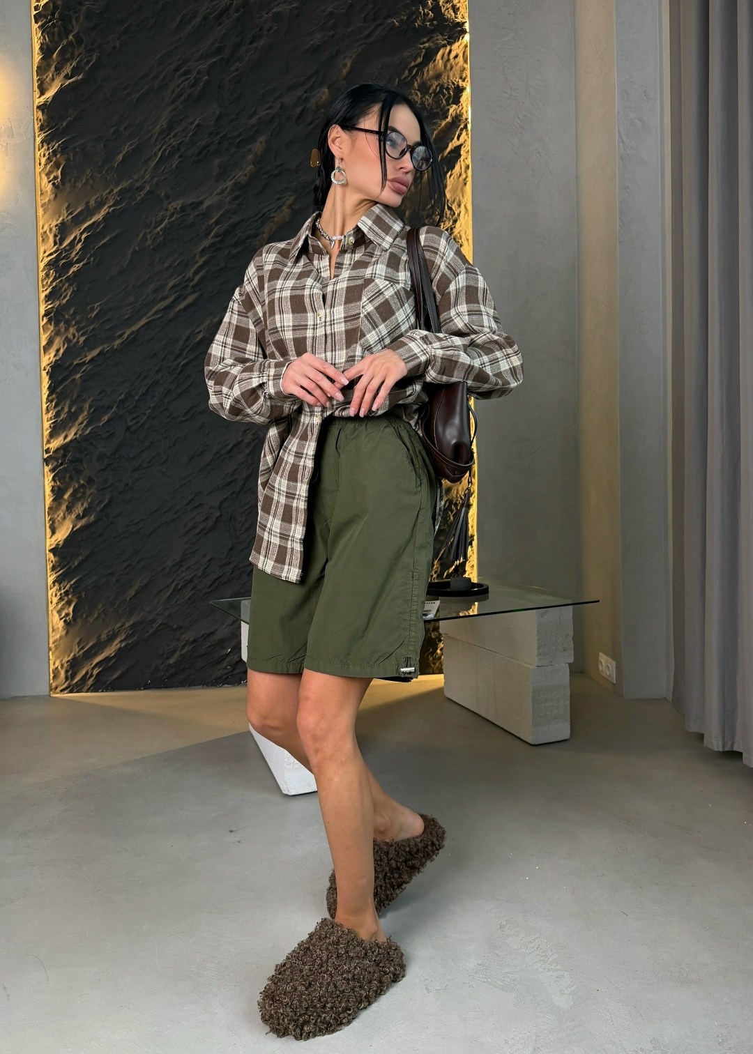 рубашка классическая в клетку оверсайз la fashion,рубашка оверсайз в клетку thirteen brand,рубашка коричневая в клетку оверсайз удлиненная arsshopp,рубашка коричневая в клетку оверсайз удлиненная,руба