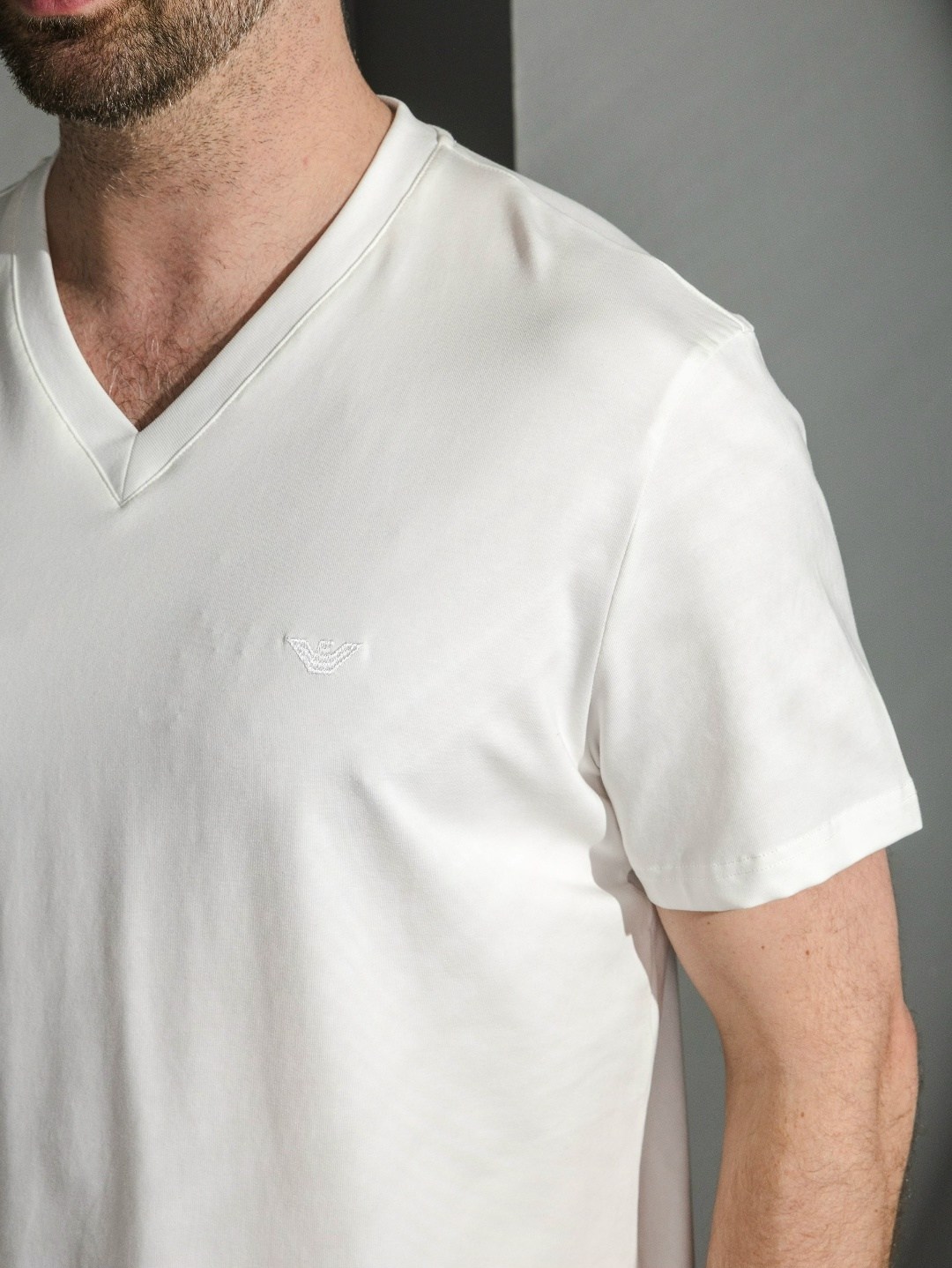 футболки мужские,белая мужская футболка,белая футболка,футболка,мужская футболка поло