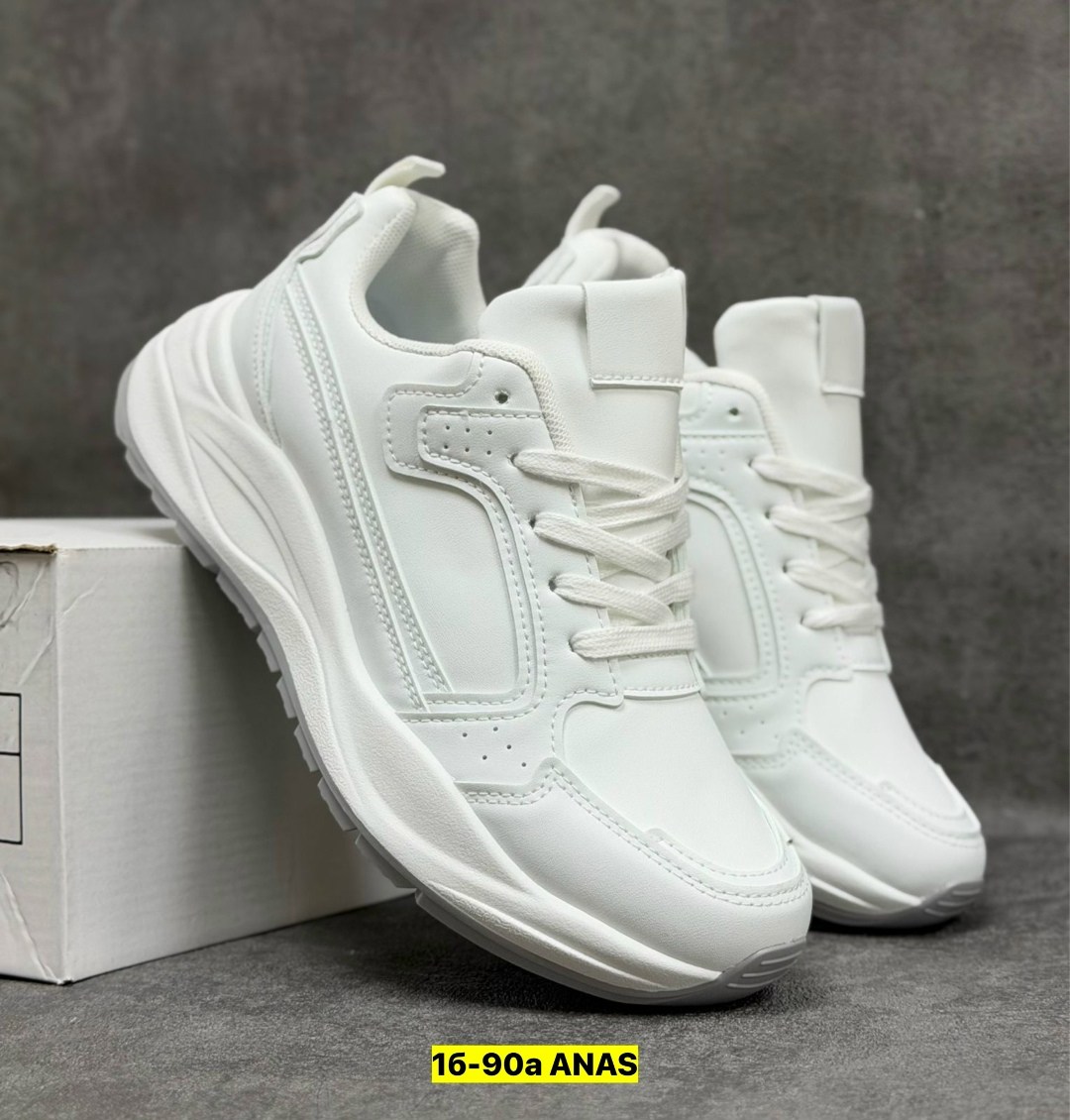 кроссовки,женские кроссовки,белые кроссовки женские,белые кроссовки,повседневные кроссовки