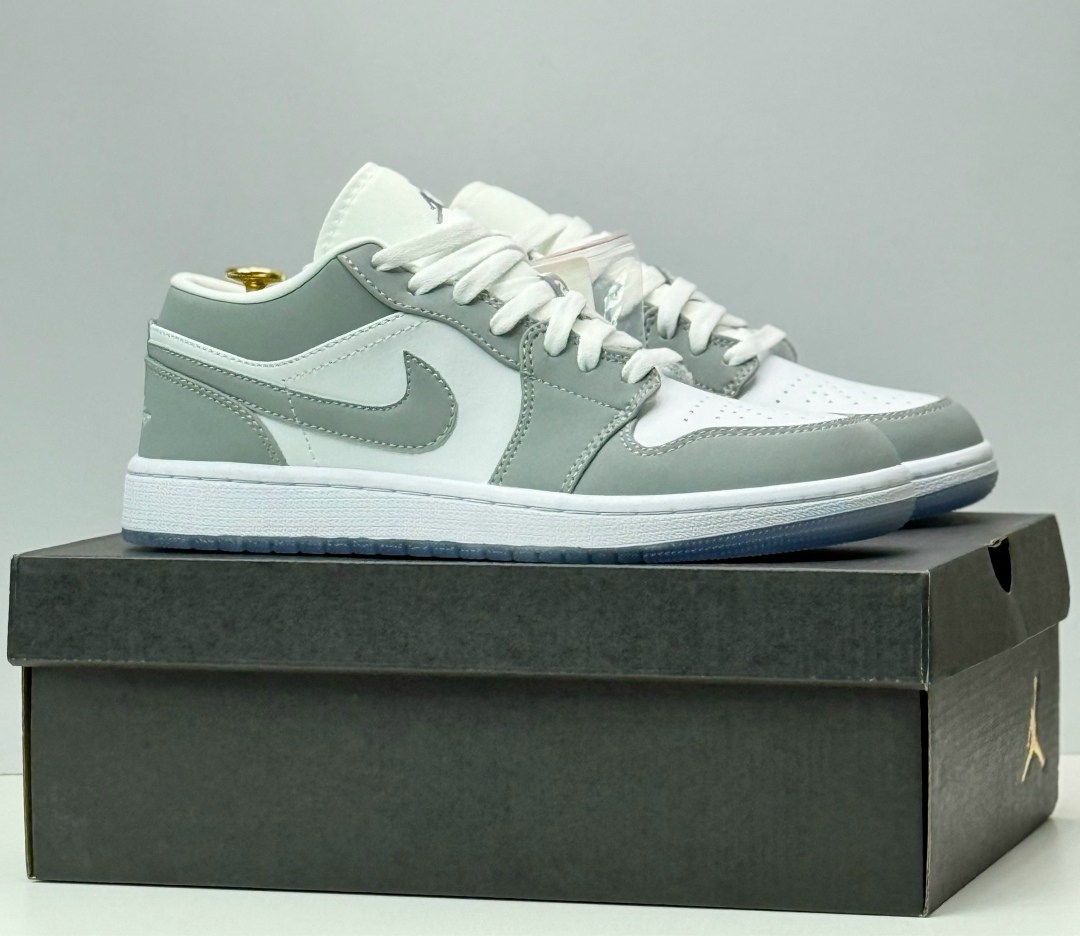 кроссовки nike air jordan 1 low wolf grey,nike air jordan 1 low wolf grey,nike air jordan 1 low,кроссовки nike air jordan 1 low,air jordan 1 low wolf grey dc0774-105