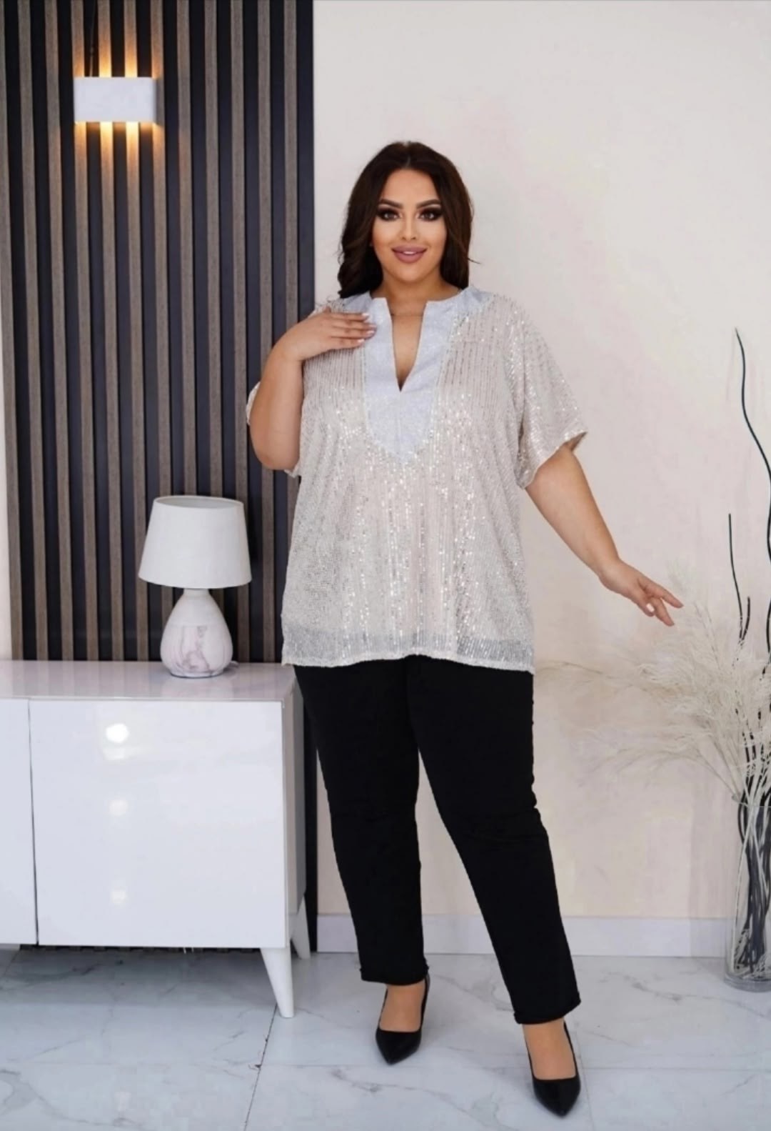 стильная блузка больших размеров,женские блузки больших размеров,блузка с пайетками,блузка блестящая с пайетками праздничная больших размеров sadyroddress,блузка большие размеры