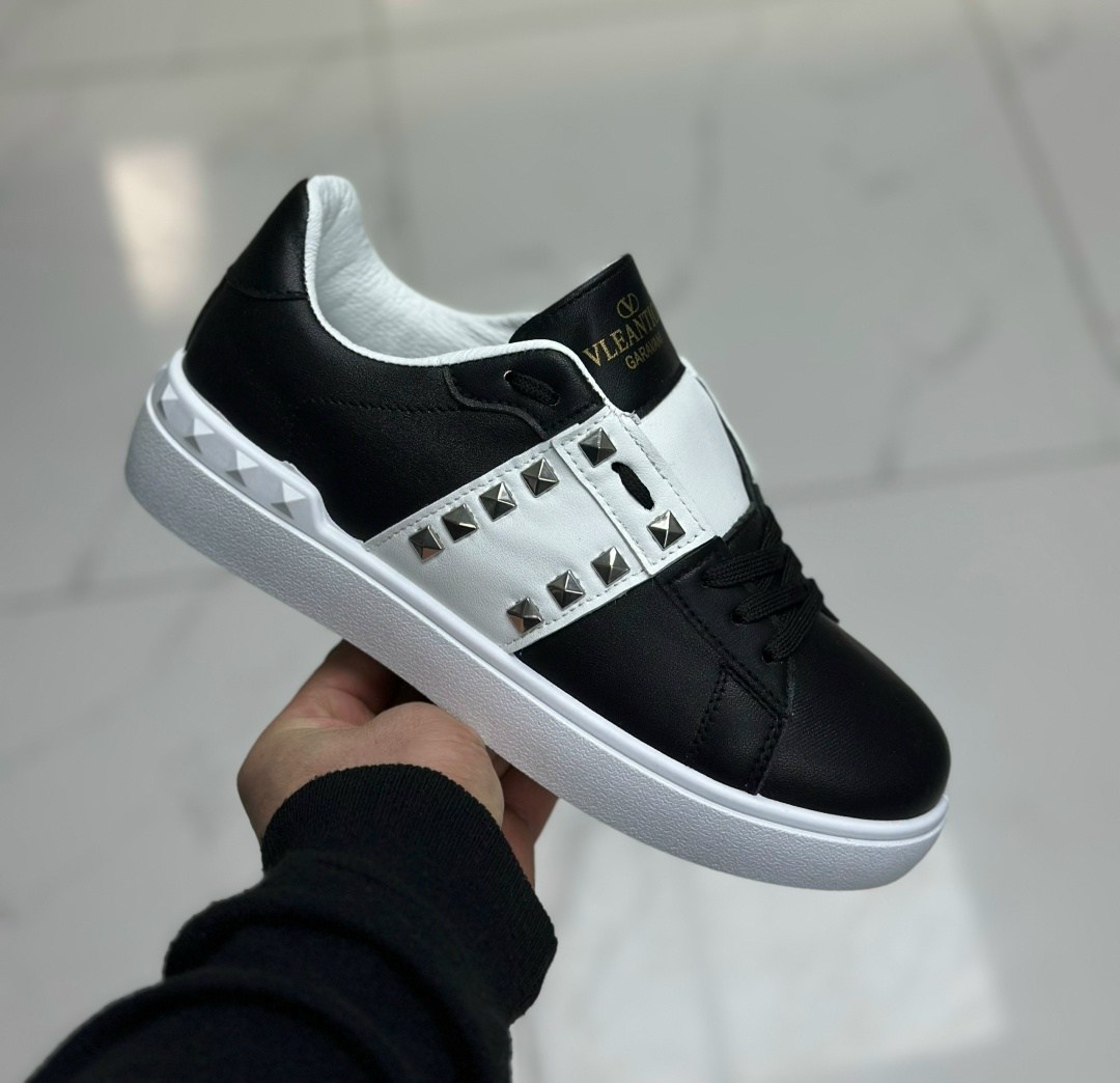 ,женские кроссовки,кеды женски,белые женские кроссовки,кеды белые