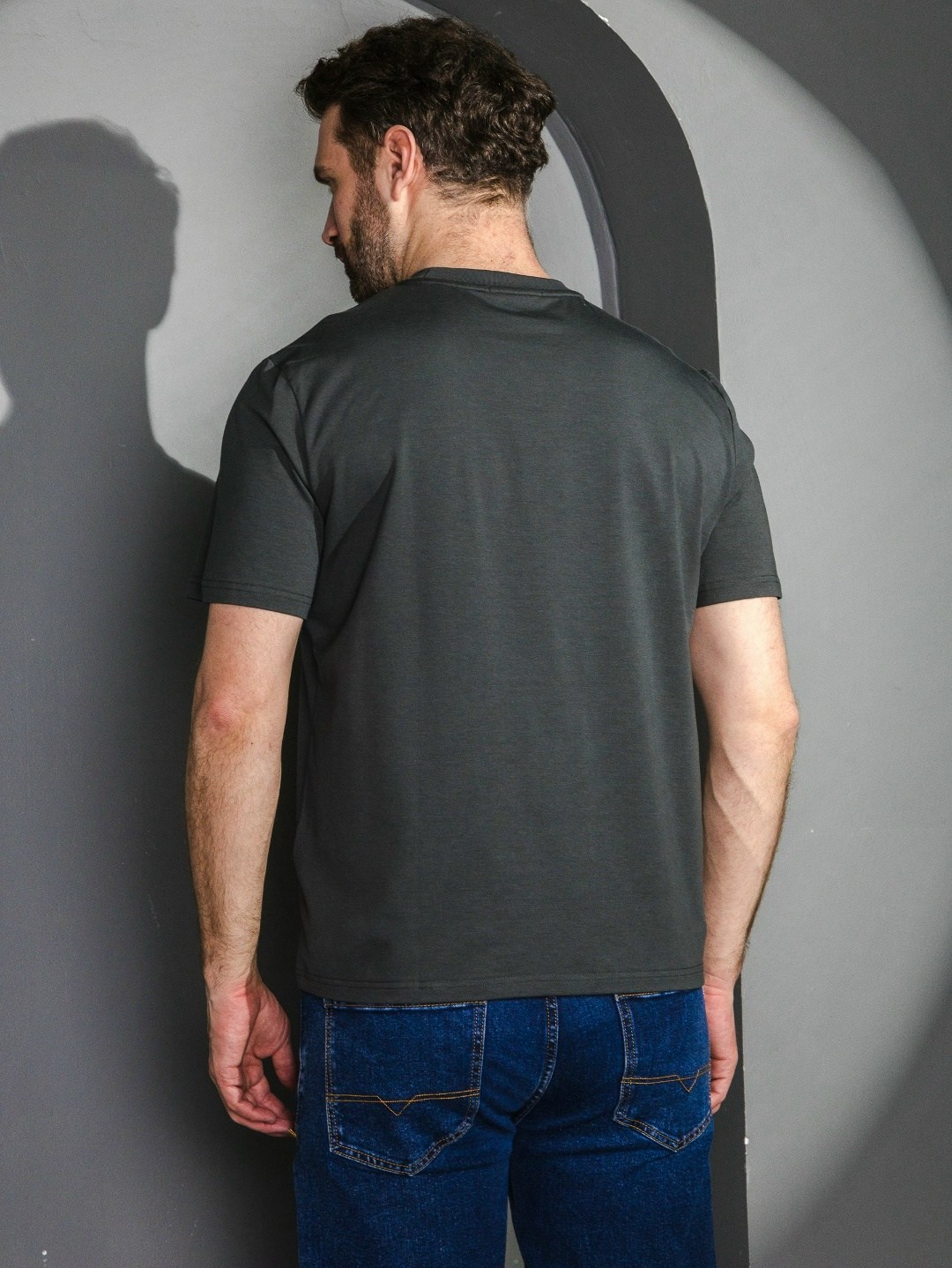 мужская футболка,базовая футболка,базовая футболка мужская,футболки для мужчин,универсальные футболки