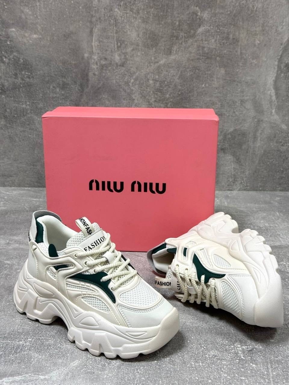 кроссовки женскиe,кроссовки,массивные кроссовки,женские массивные кроссовки,кроссовки модные