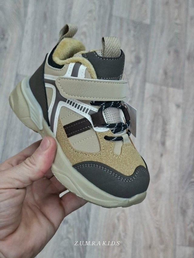 кроссовки,,детские кроссовки,кроссовки для мальчика,ботинки для мальчика