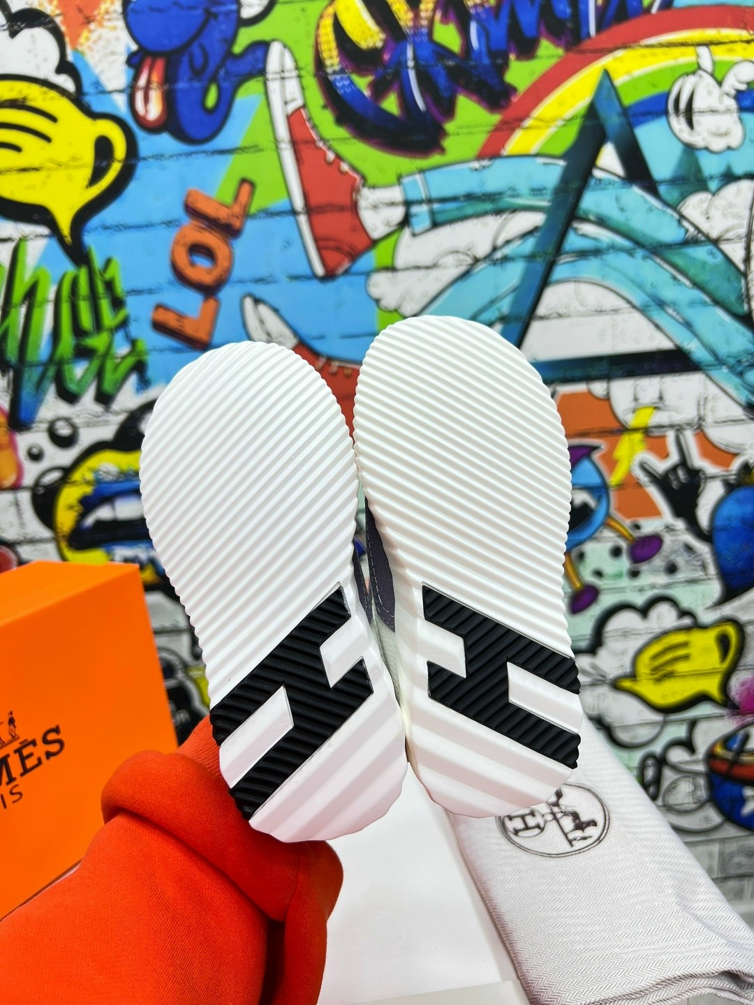 кроссовки hermes,кроссовки hermes мужские,женские кроссовки hermes, hermes,кроссовки хермес женские кроссовки