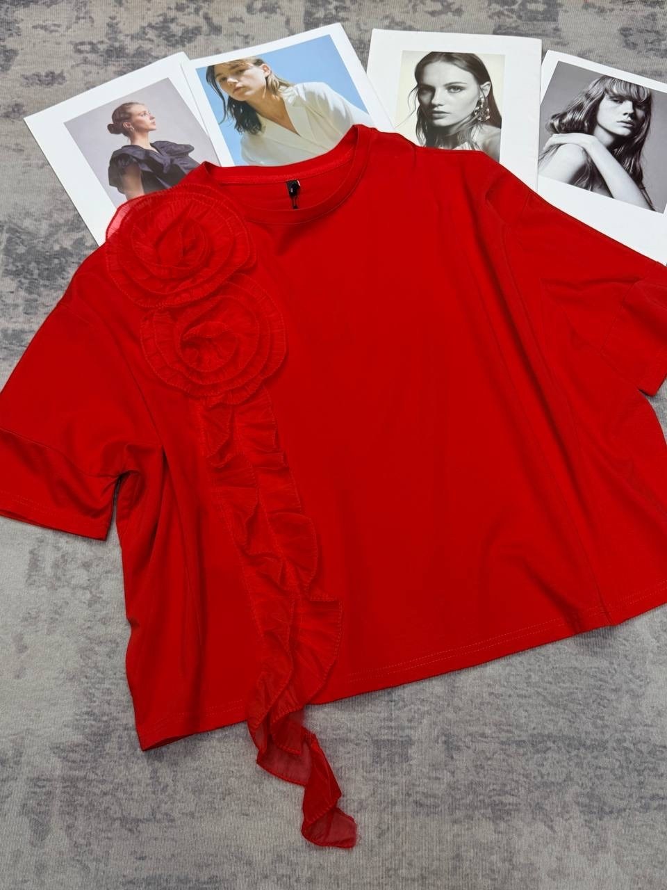 женская футболка,футболка с цветами,одежда идеи,футболки с воланами,футболка нарядная