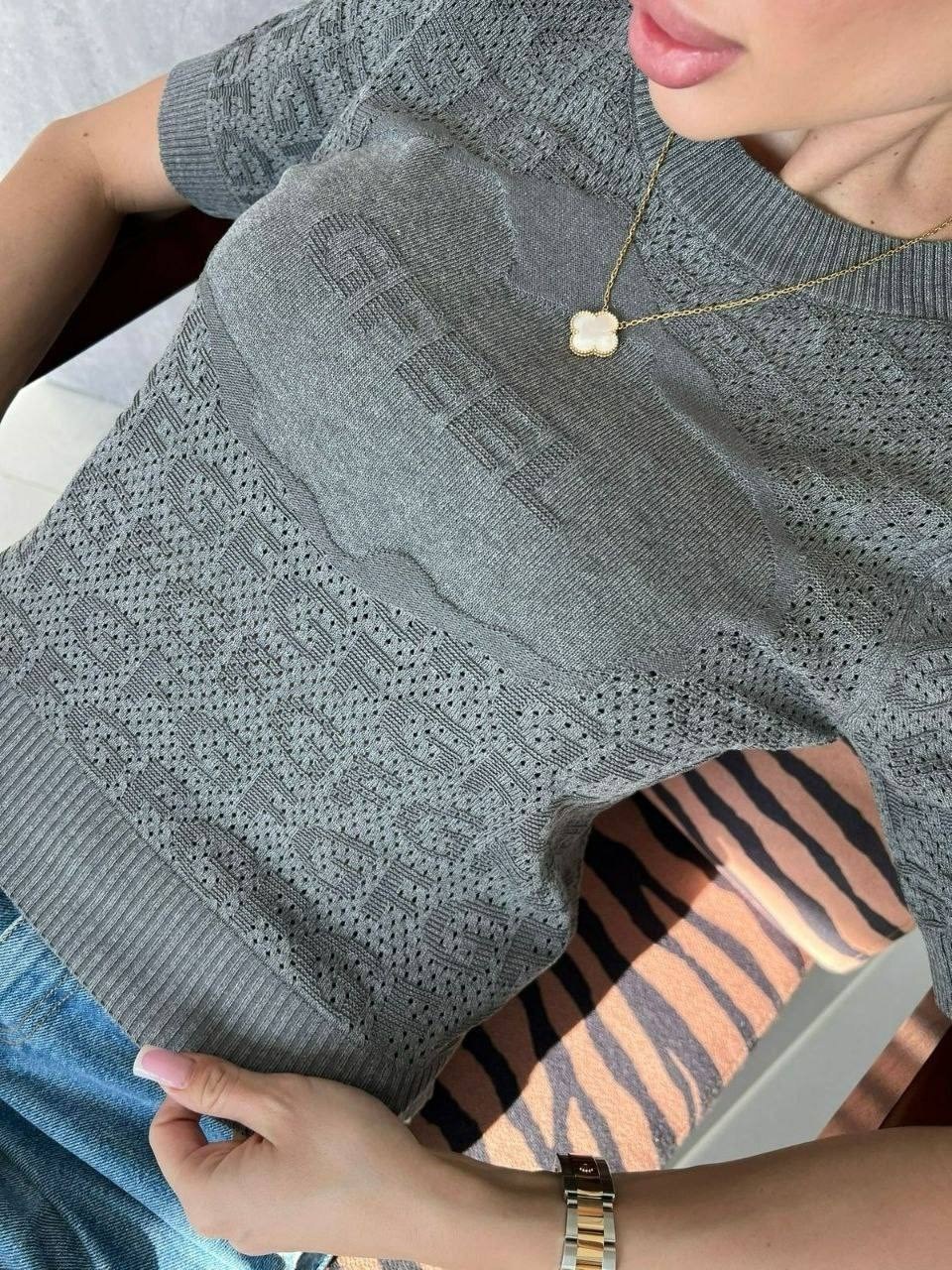 джемпер,женские джемпера,кофточка,базовая женская футболка,вязаный пуловер