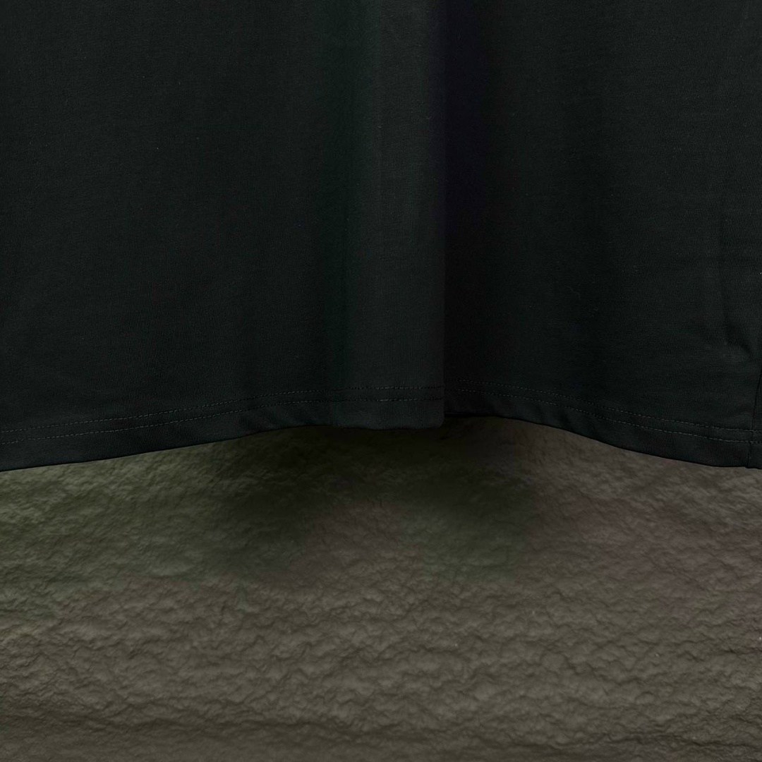 футболки модные,футболка,футболка женская,футболки с воротником