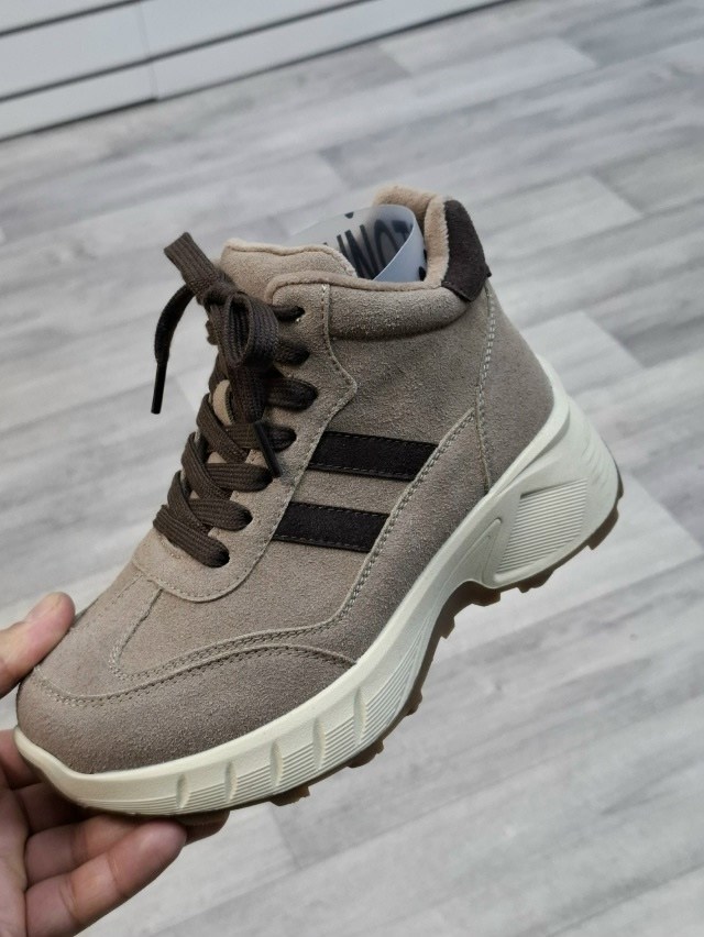 женская зимняя ,,кроссовки женские зимние, женская,кроссовки женские