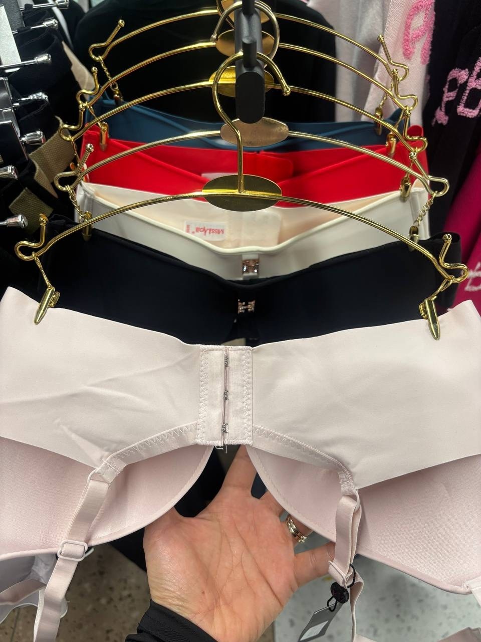 бюстгальтер,пуш ап бюстгальтер,бюстгальтер для женщин,бежевый бюстгальтер,бесшовные бюстгальтеры