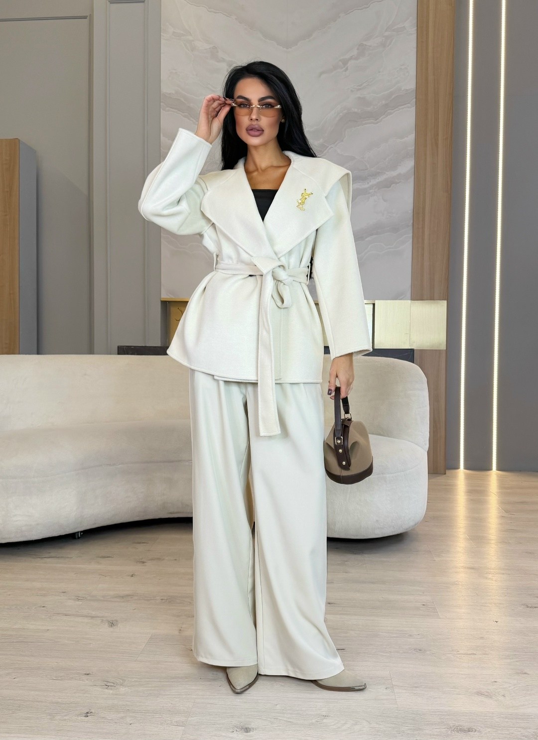 брючный костюм женский,брючный костюм,костюм деловой брючный,белый брючный костюм,костюм женский брюки палаццо