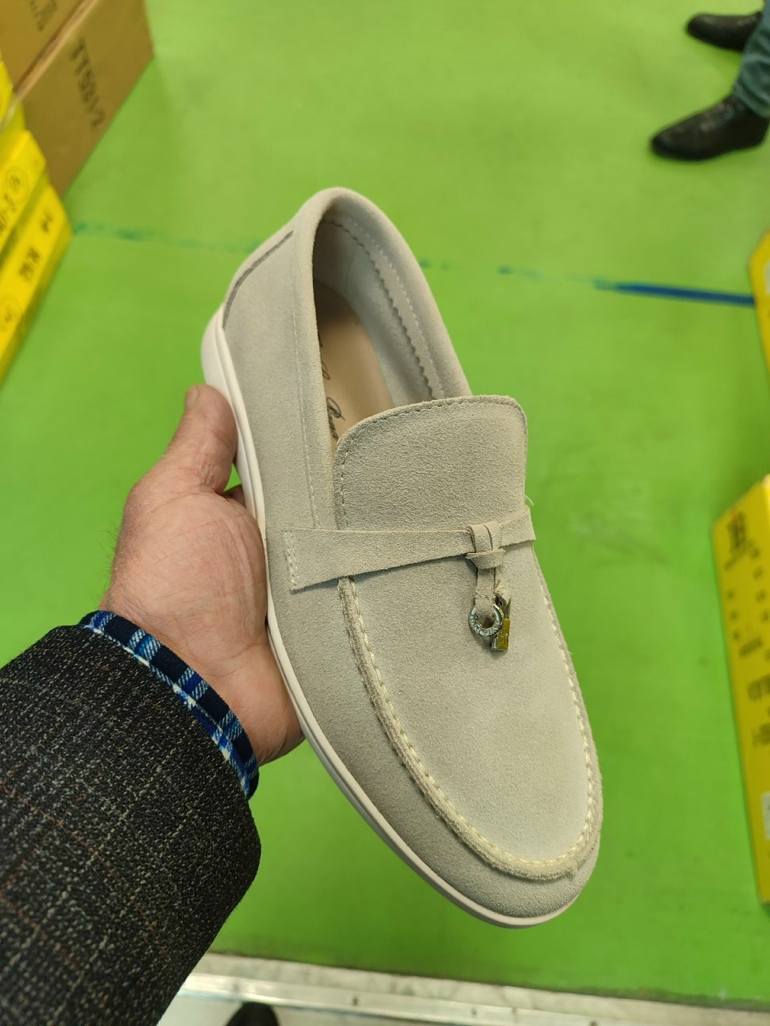 ,лоферы loro piana,мокасины,мокасины loro piana,мужские лоферы замшевые