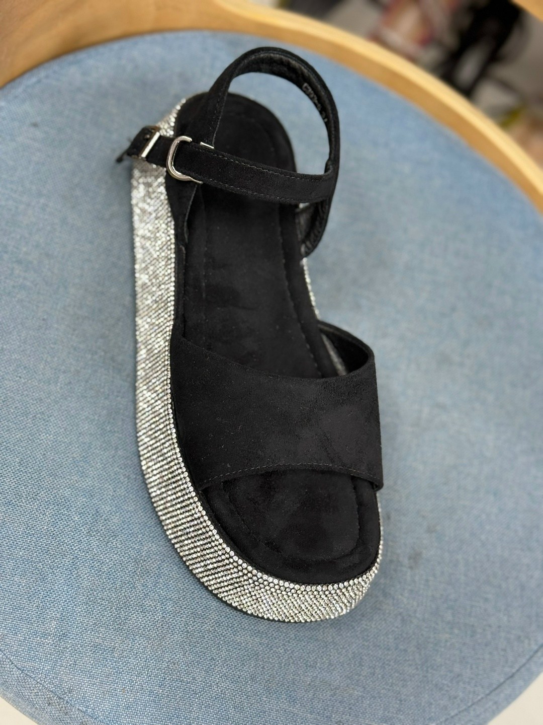 ,шлепанцы женские,шлепанцы со стразами,шлепки женские,модные шлепанцы