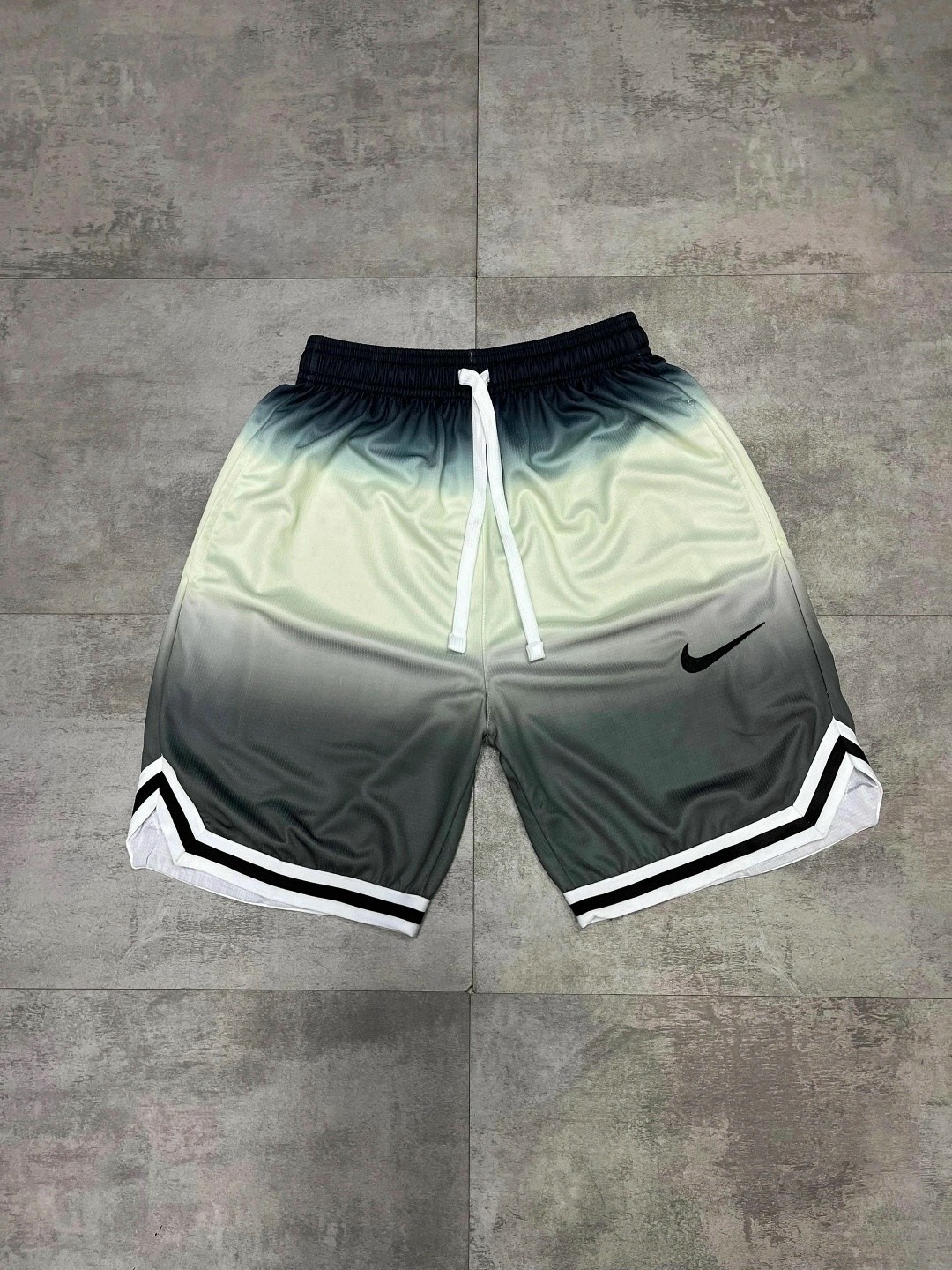 мужские спортивные шорты nike,шорты мужские спортивные,шорты мужские nike,шорты баскетбольные,шорты для мужчин