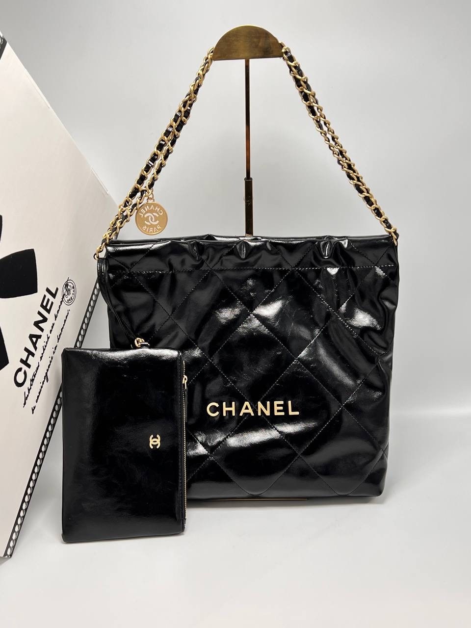 chanel сумка,сумка chanel женская,кожаная белая сумка chanel,chanel 22 сумка,сумка шанель