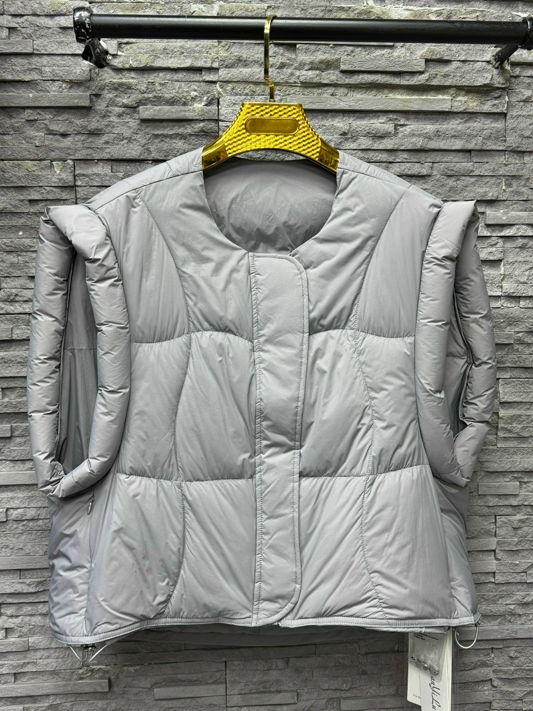 пуховой жилет,теплый жилет,жилетка женская,женские жилеты,жилет