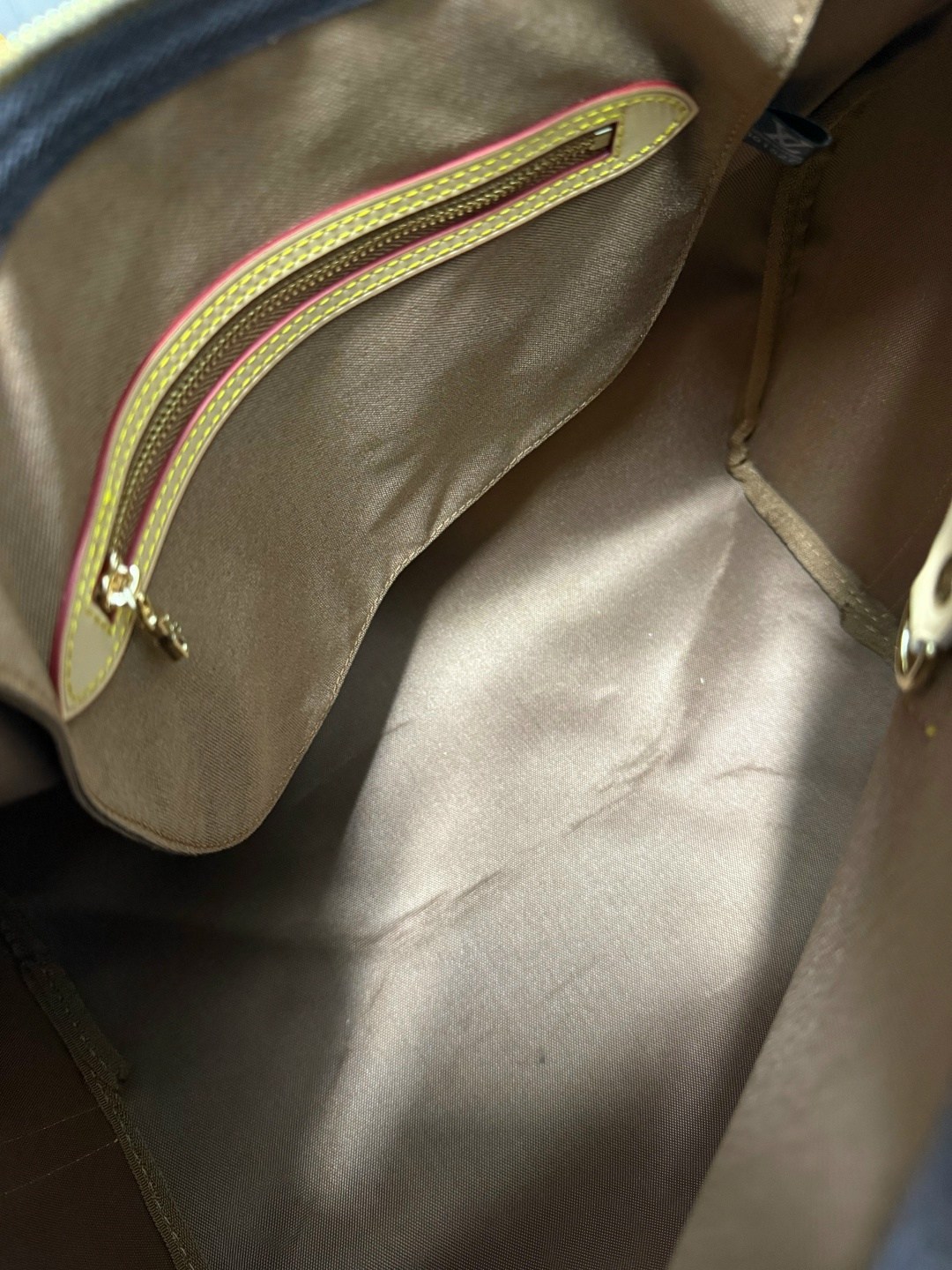 louis vuitton женская сумка,сумки louis vuitton,сумка луи виттон,луи виттон сумка спиди,louis vuitton speedy 30