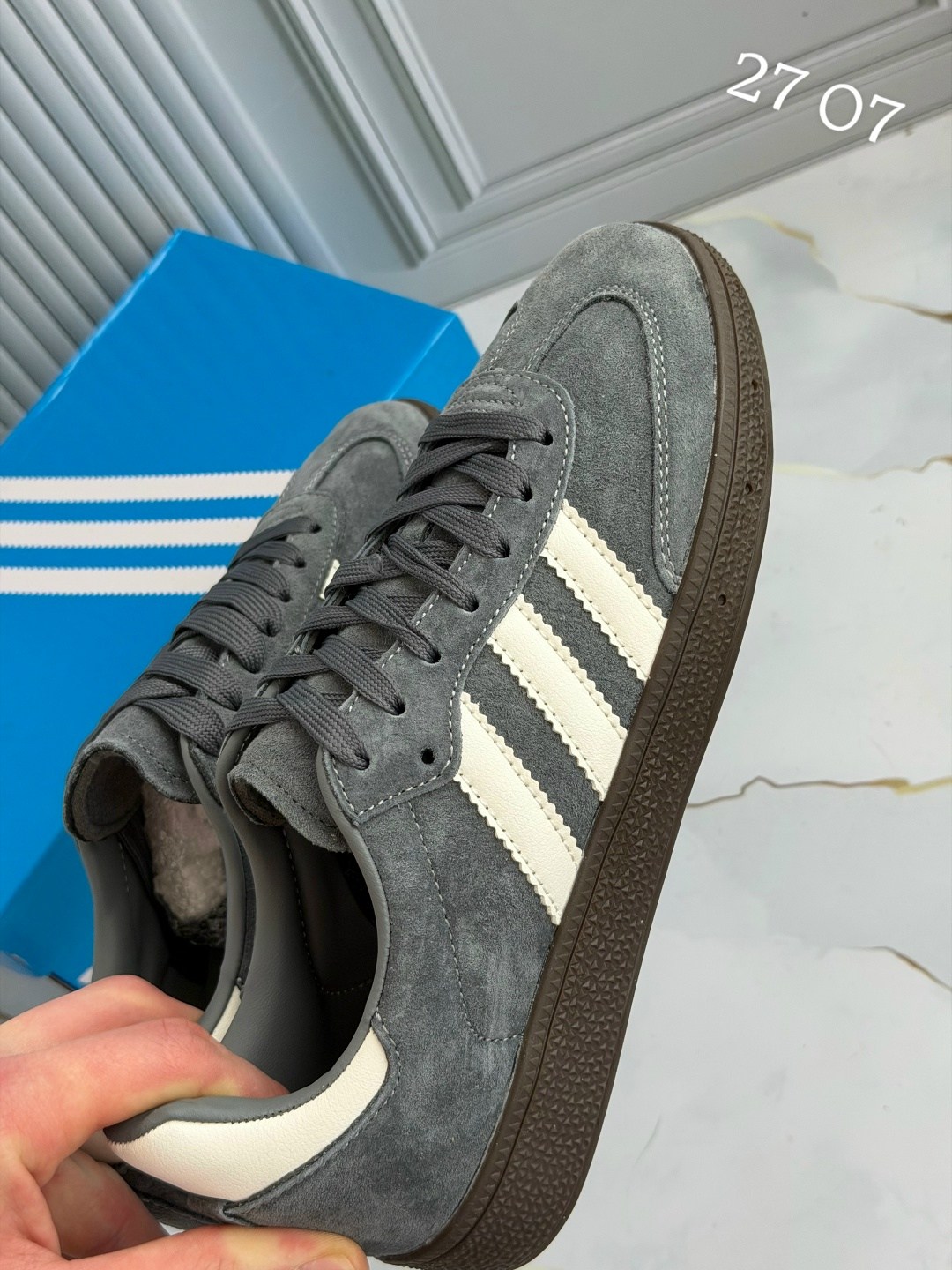 кроссовки adidas spezial,адидас бордовые,,кроссовки adidas,adidas spezial бордовые