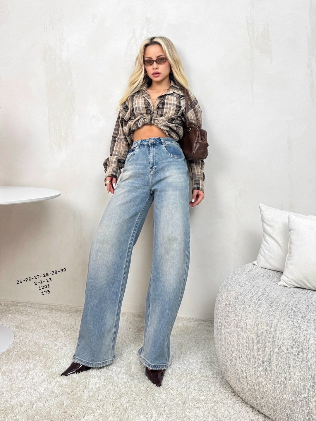 женские джинсы,джинсы,стильные джинсы,модные джинсы,джинсы широкий