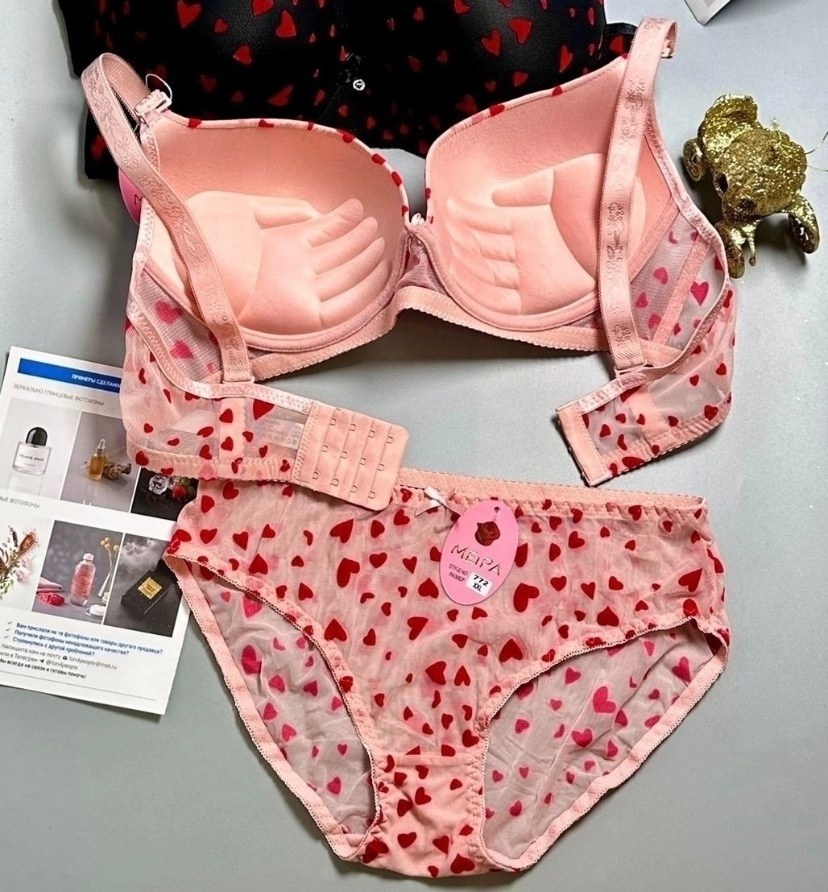 комплект нижнего белья,женский комплект нижнего белье,женская нижнее белье,комплект с бюстгальтером,комплект нижнего белья для жeнщин