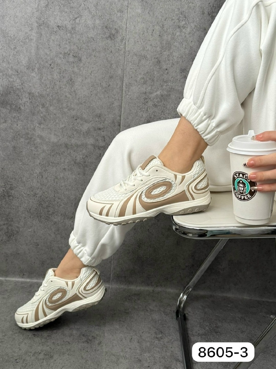 кроссовки,кроссовки женскиe,спортивная ,кроссовки классические,кроссовка