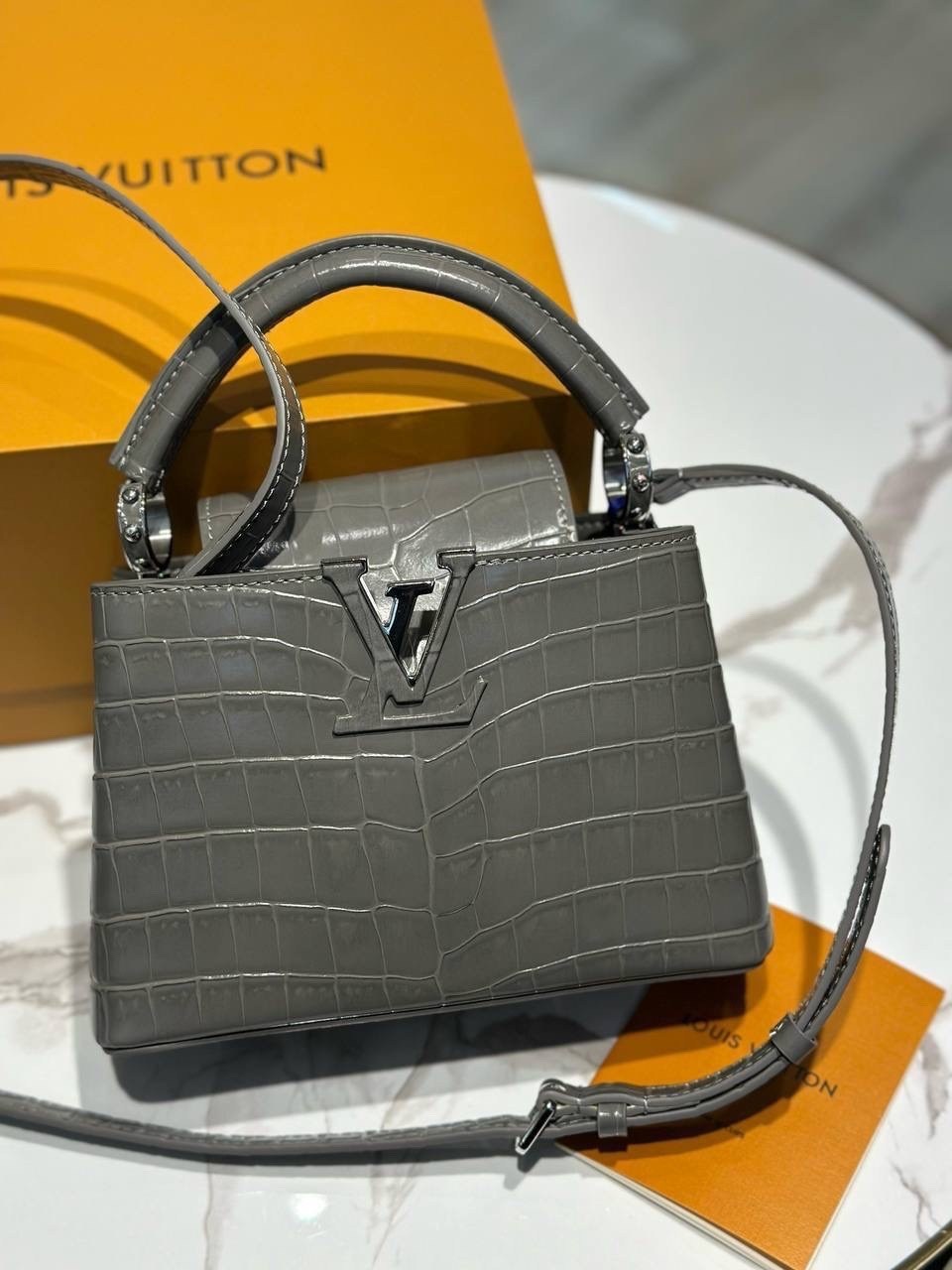 женская сумка louis vuitton,брендовые сумочки,louis vuitton сумка на плечо,сумкa louis vuitton,модная сумка