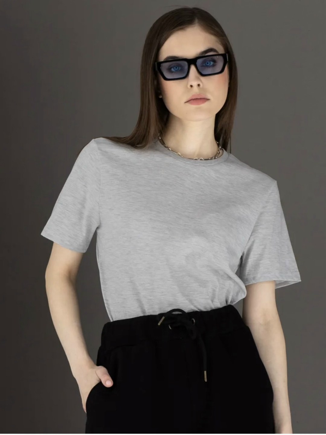 футболки женская,однотонная футболка женская,футболка женская голубая,футболка приталенная однотонная,футболка базовая коллекция