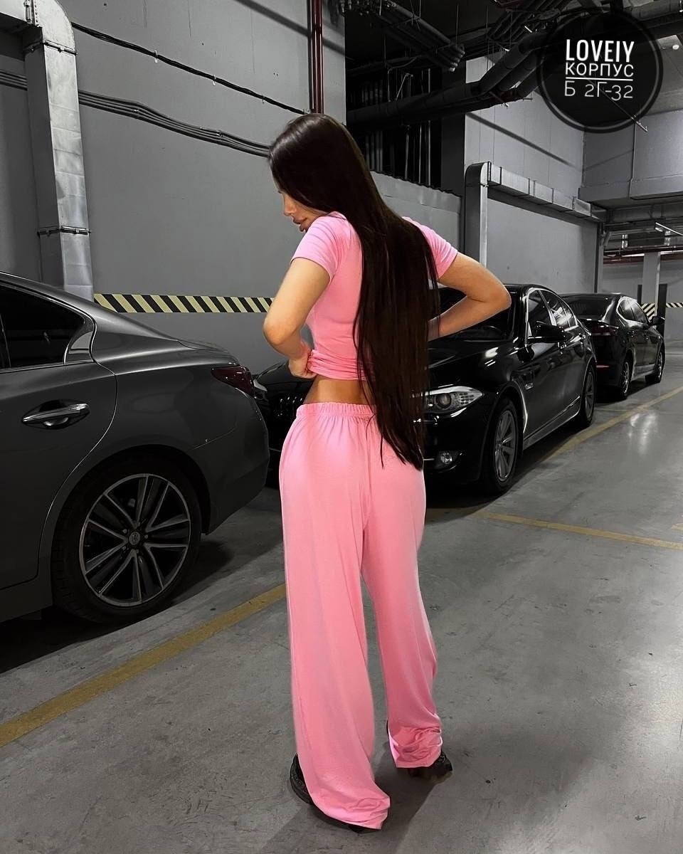 костюм с кроп топом,костюм с брюками,костюм двойка женский,трикотажные костюмы,летние костюмы женские