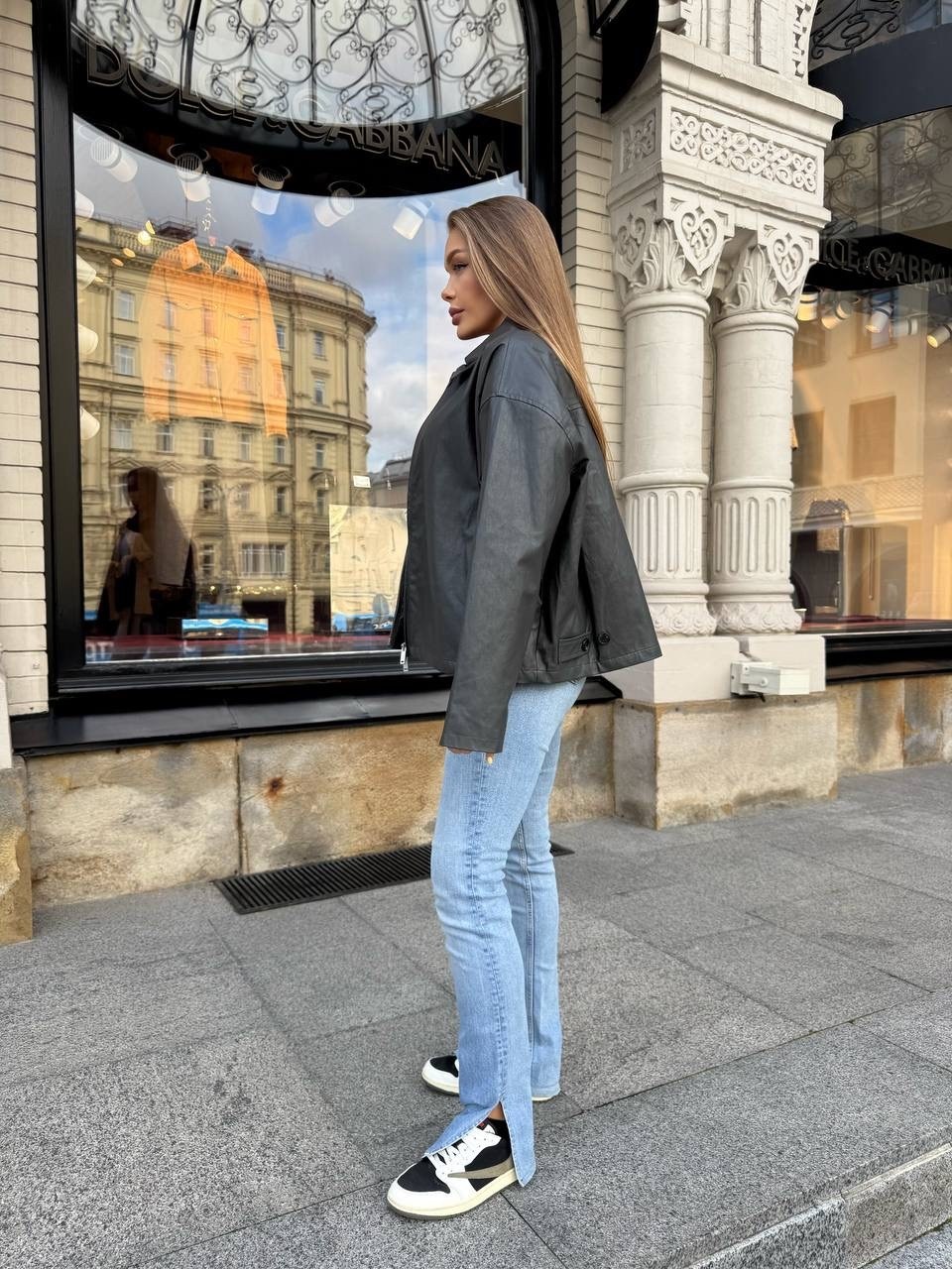 кожаная куртка женская,кожаная куртка,кожаная куртка бомбер,куртка женская,короткая кожаная куртка женская черного цвета