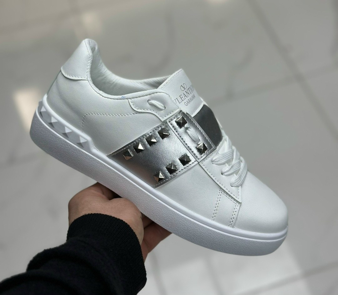 ,женские кроссовки,кеды женски,белые женские кроссовки,кеды белые