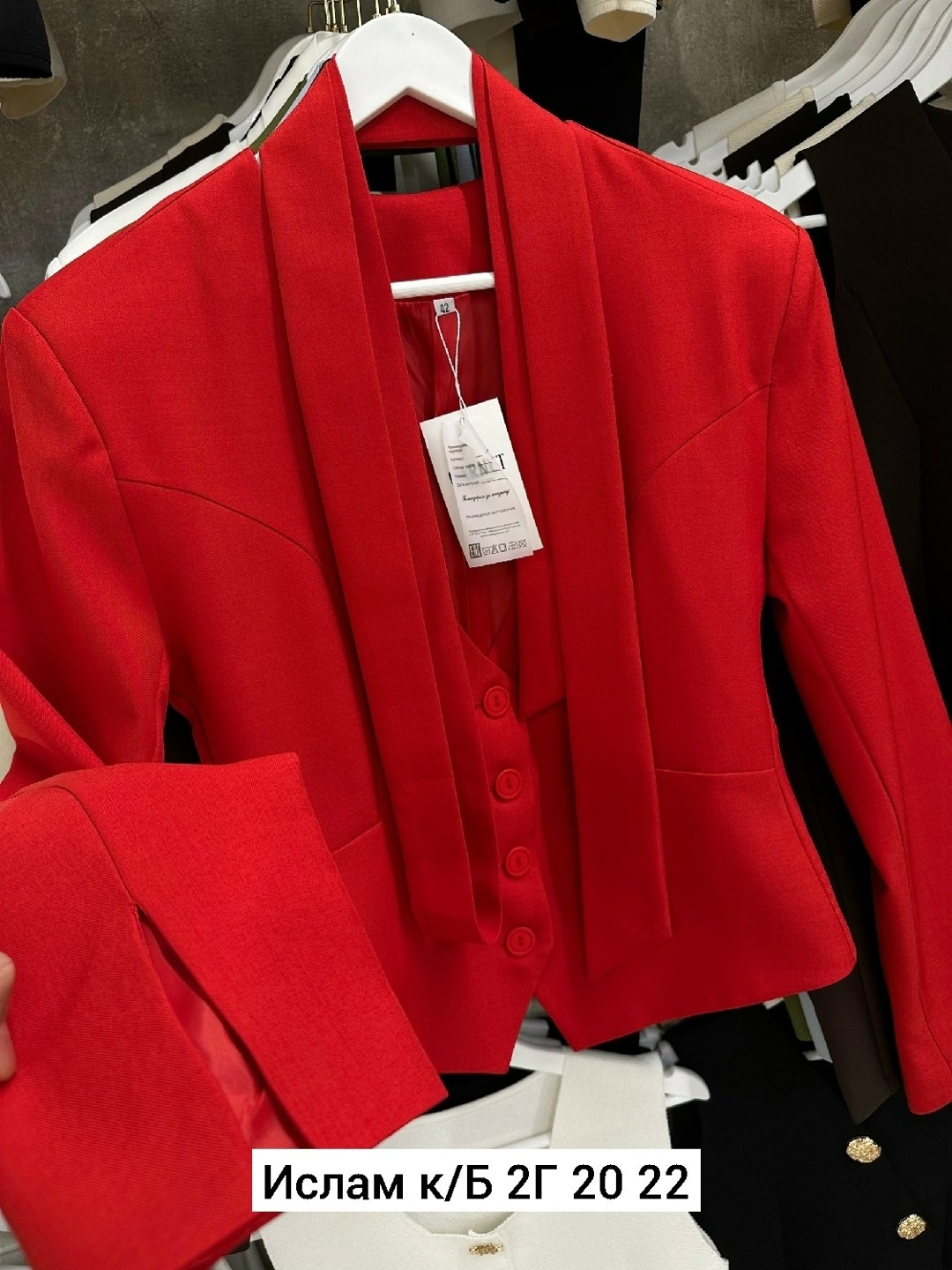 пиджак,жакет и пиджак,пиджак приталенный с шарфом укороченный ln brand цвет черный,жакет с баской,пиджак приталенный