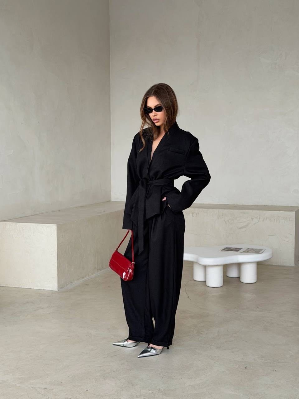 брючный костюм с кимоно,костюм кимоно женский брючный,брючный костюм черный,костюм женский (жакет, брюки) minaku silk pleasure цвет чёрный размер 48,женский костюм